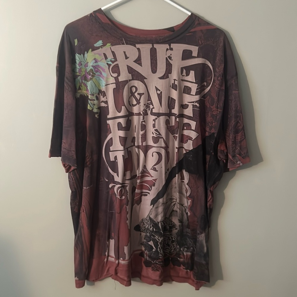 Men’s tee shirt